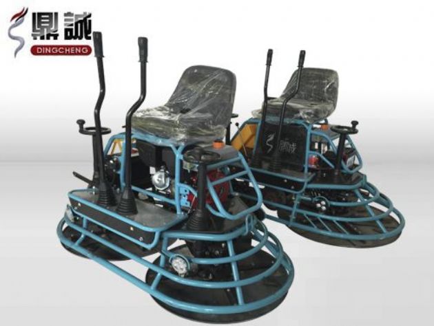 點(diǎn)擊查看詳細(xì)信息<br>標(biāo)題：雙盤(pán)駕駛式抹光機(jī) 閱讀次數(shù)：13054