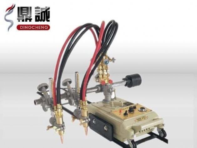 點(diǎn)擊查看詳細(xì)信息<br>標(biāo)題：雙頭多頭火焰切割機(jī) 閱讀次數(shù)：4915